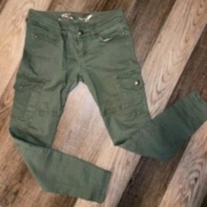 Juniors army green jeans